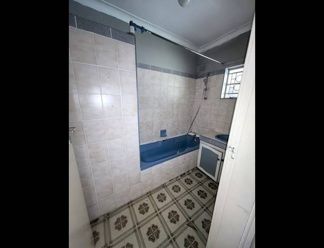 1.5 BEDROOM FLAT FOR SALE IN PELHAM